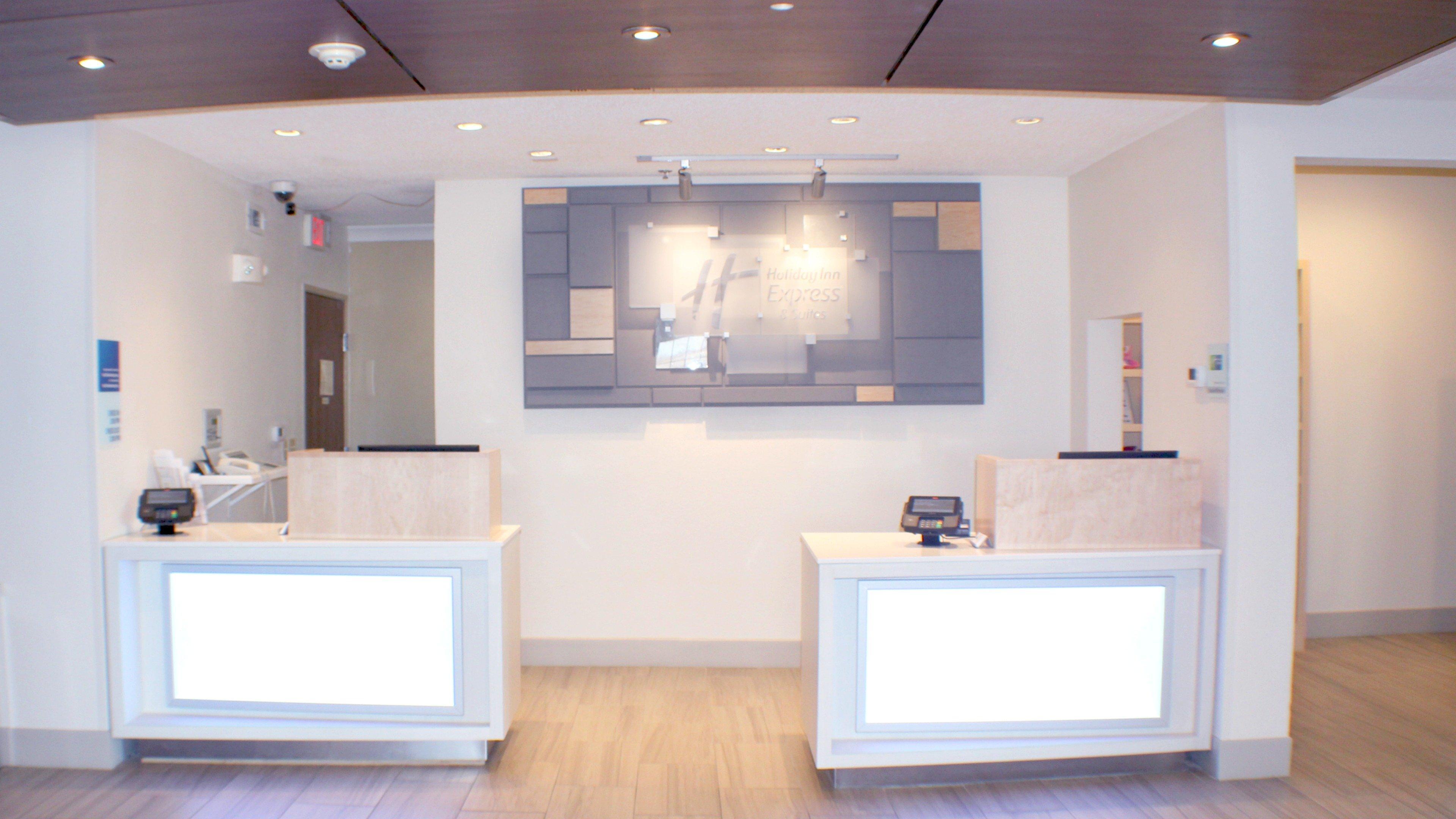 Holiday Inn Express Hotel & Suites Plainview By Ihg Exterior foto